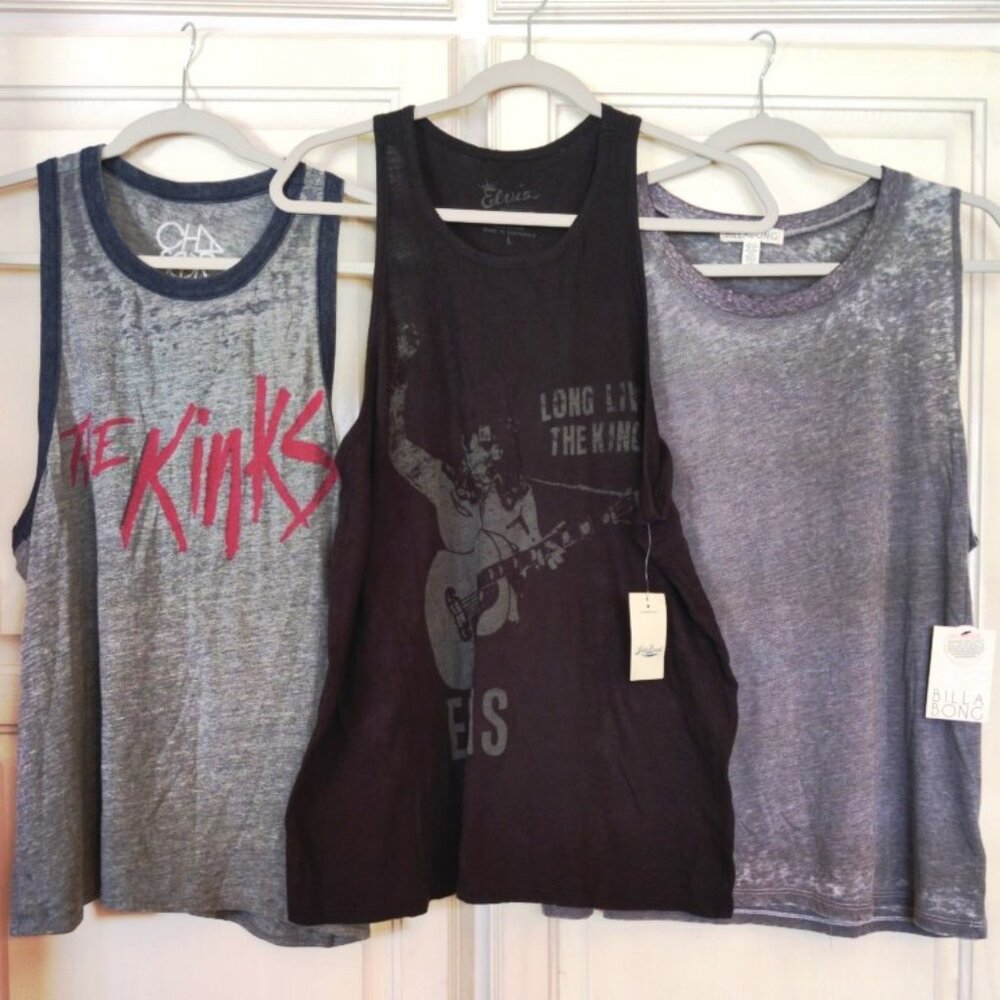 Graphic Tank Top Tee Bundle of 2 (Elvis & Kinks) + Solid Tank Tee (M/L) NEW